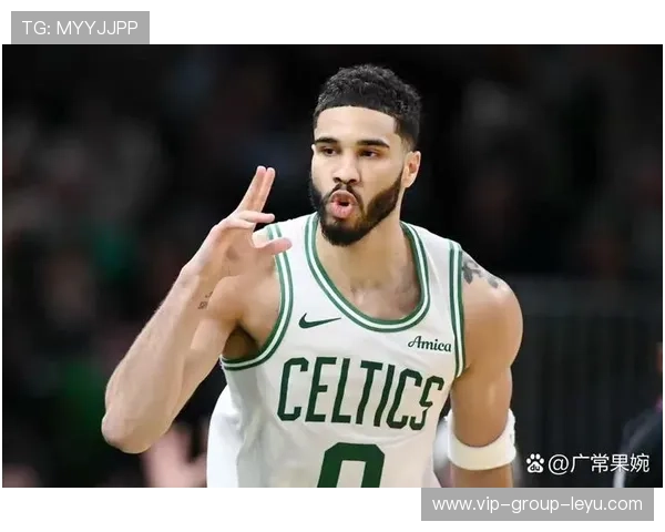 塔图姆背身强打，凯尔特人进攻方式多样