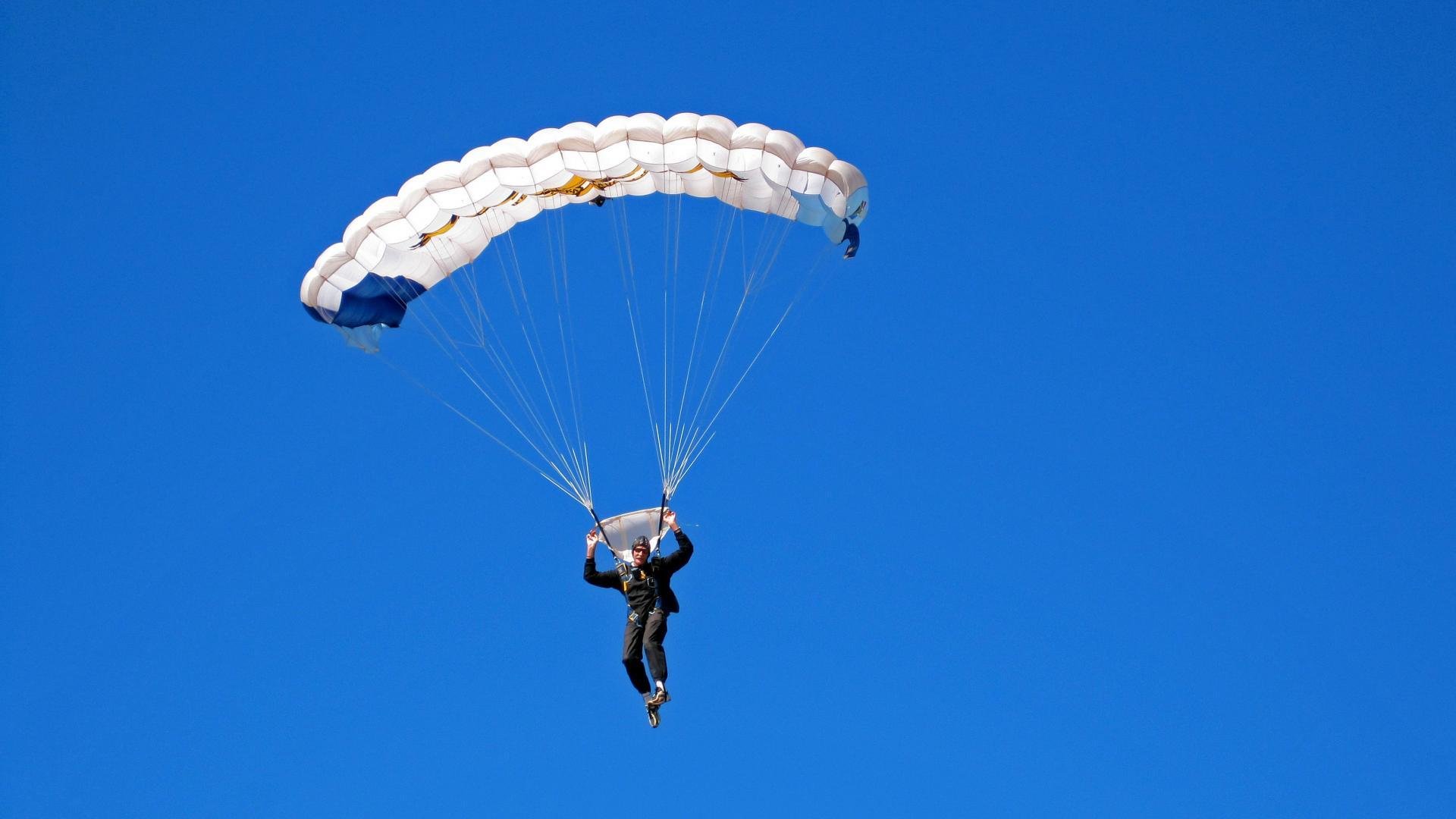 乐鱼体育下载-“新都香城赛场，福乐球选手拼尽全力冲金”