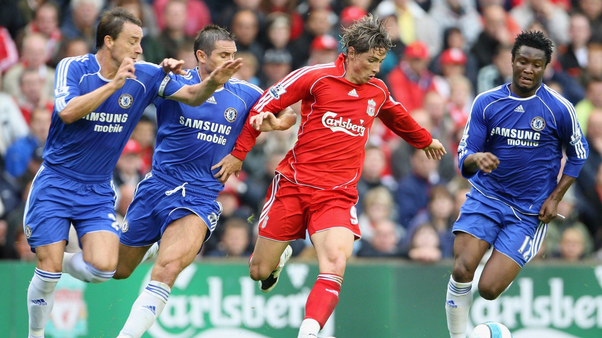 勒沃库森阵地战传控打法稳定推进,勒沃库森阵型